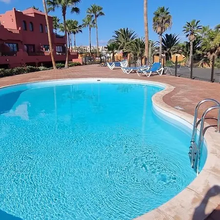 Oasis Royal 3 Piscinas * קורלחו