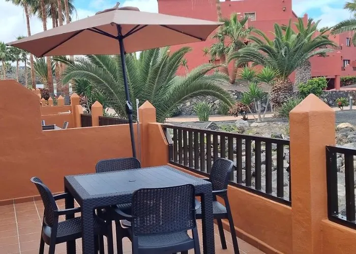 Oasis Royal 3 Piscinas *