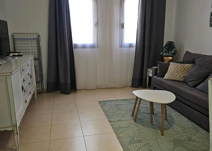 Oasis Royal 3 Piscinas 公寓 *